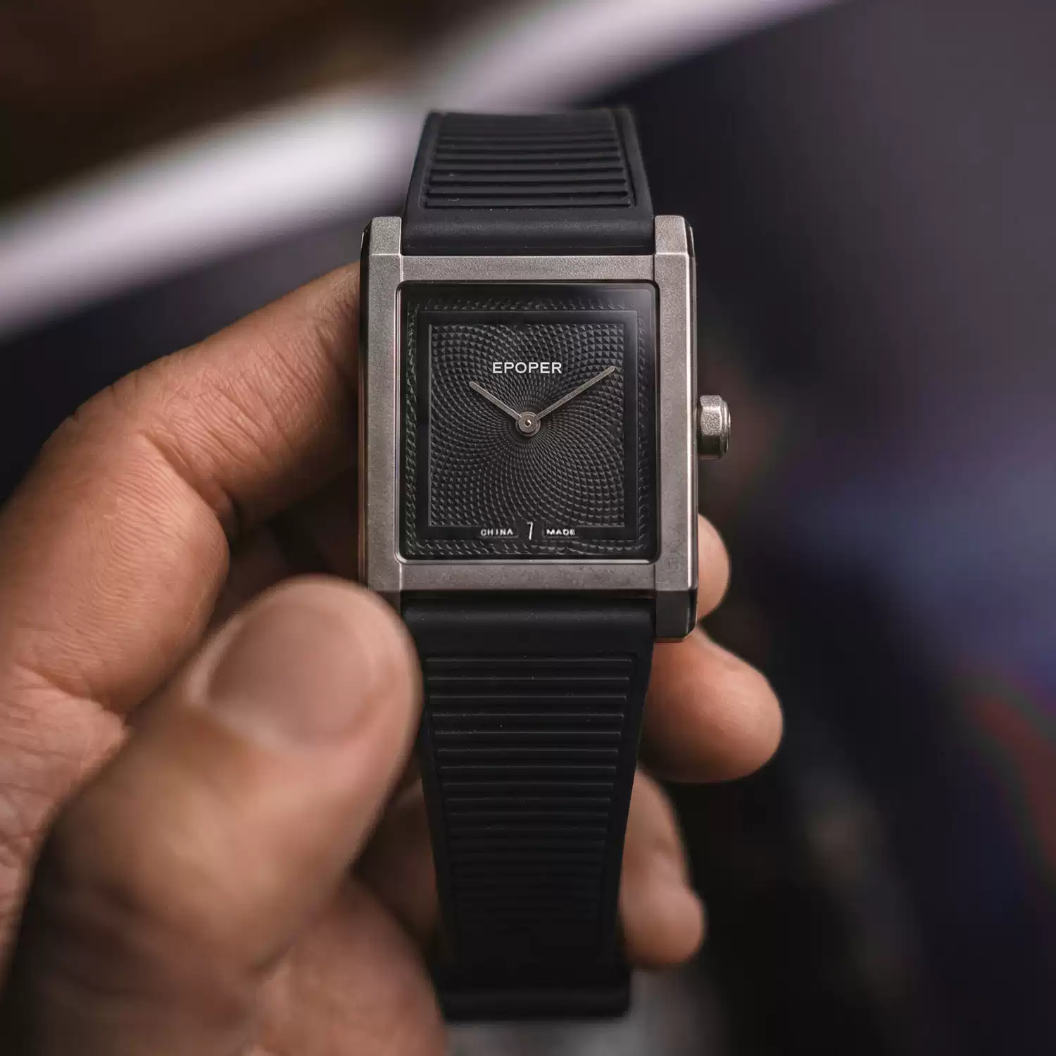 スクエアダイヤルメンズクォーツウォッチ ミニマリストシリコン - Smartwatch Square Watches For Men のレビューと価格