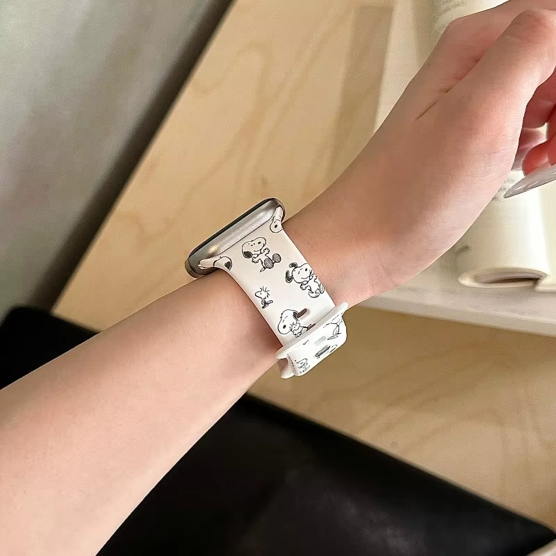漫画スヌーピー時計バンド Apple 38 ミリメートル 4 - Apple Watch Band のレビューと価格
